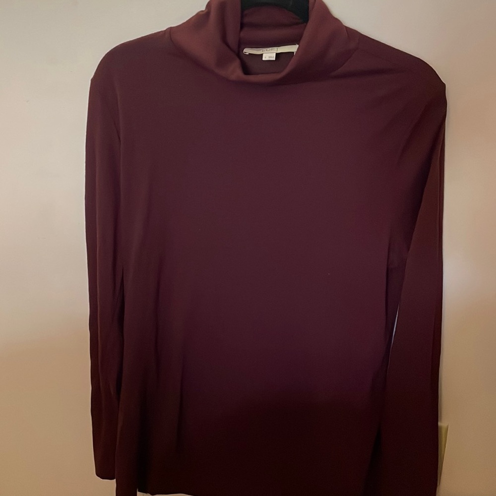 LOFT BURGUNDY TURTLENECK
